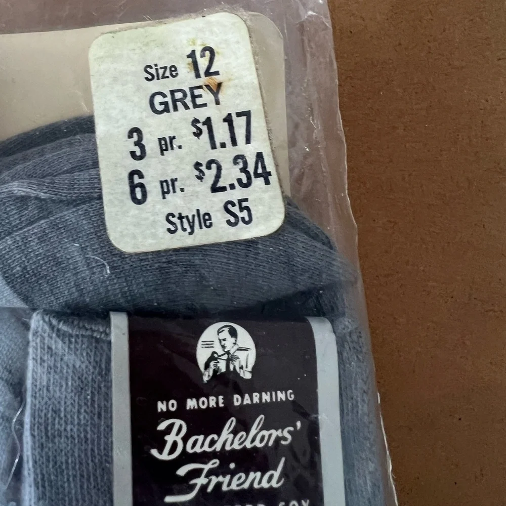 Vintage 1950s Bachelor’s Friend Men’s Socks – Unopened Original Package Size 12